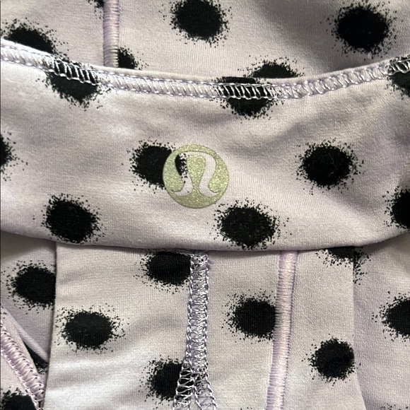 Lululemon Velo Vixen Sleeveless Jersey
High Noon Dot Lilac / Black / Lilac - Picture 11 of 14